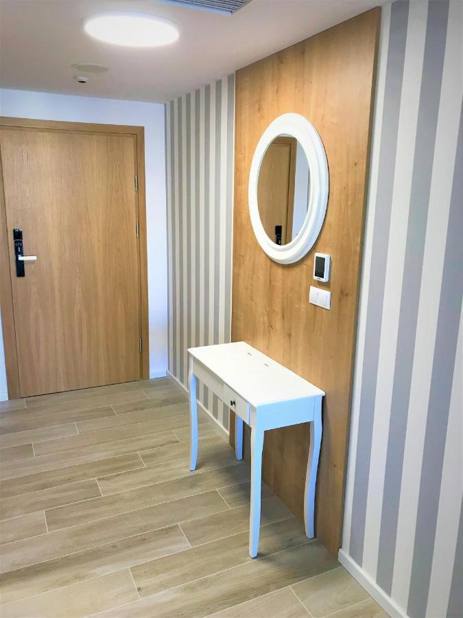 6 Pietro Seaside Apartman Kołobrzeg Kültér fotó