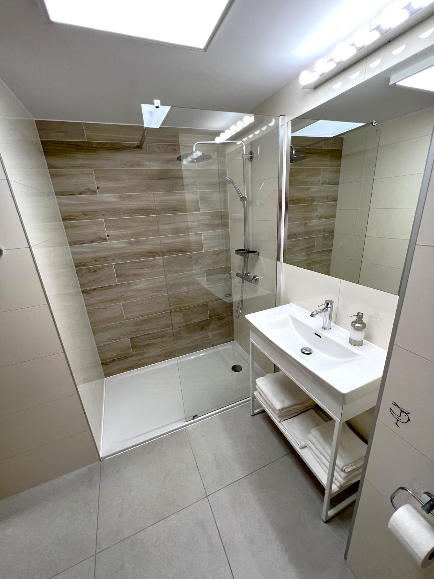 6 Pietro Seaside Apartman Kołobrzeg Kültér fotó